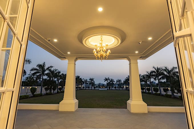 The Grand Monarch_10