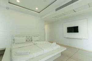 The Grand Monarch_12